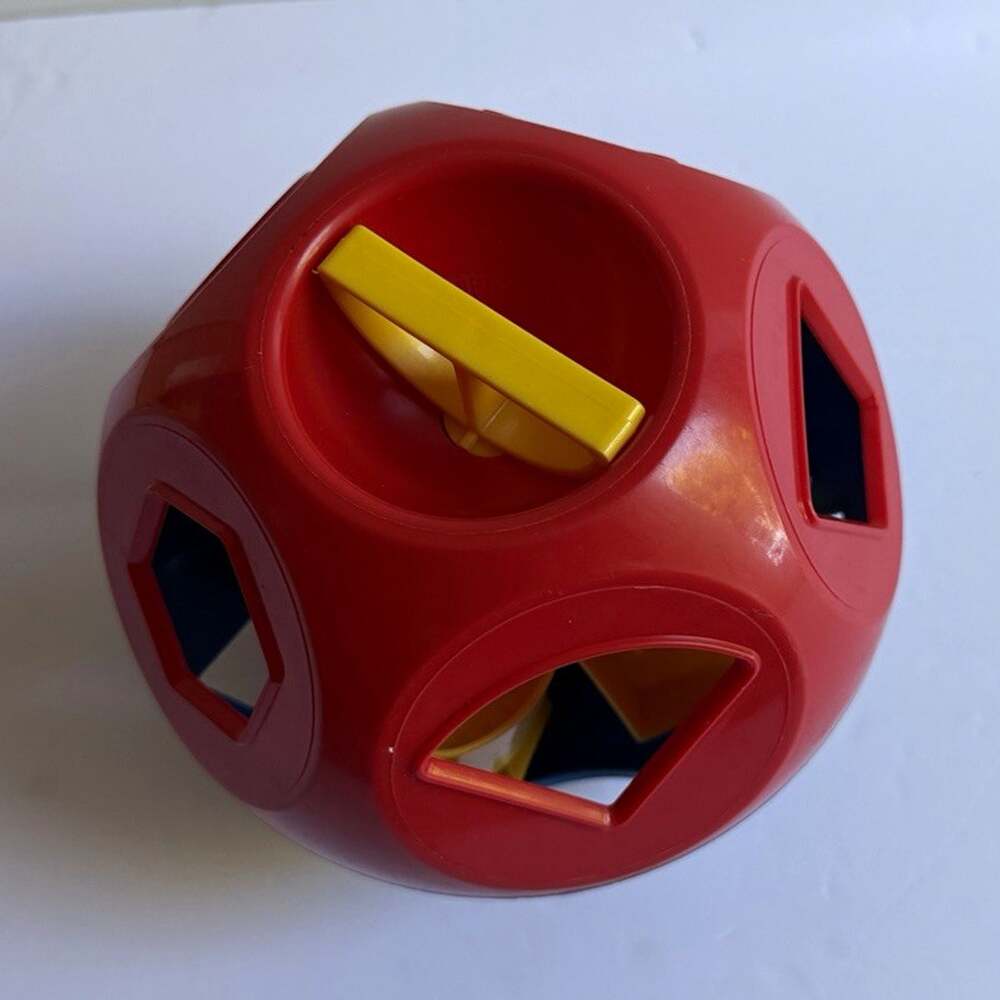 Tupperware Shape-O-Ball Shape Sorter Toy Multicolor w/ Yellow Shapes Vintage